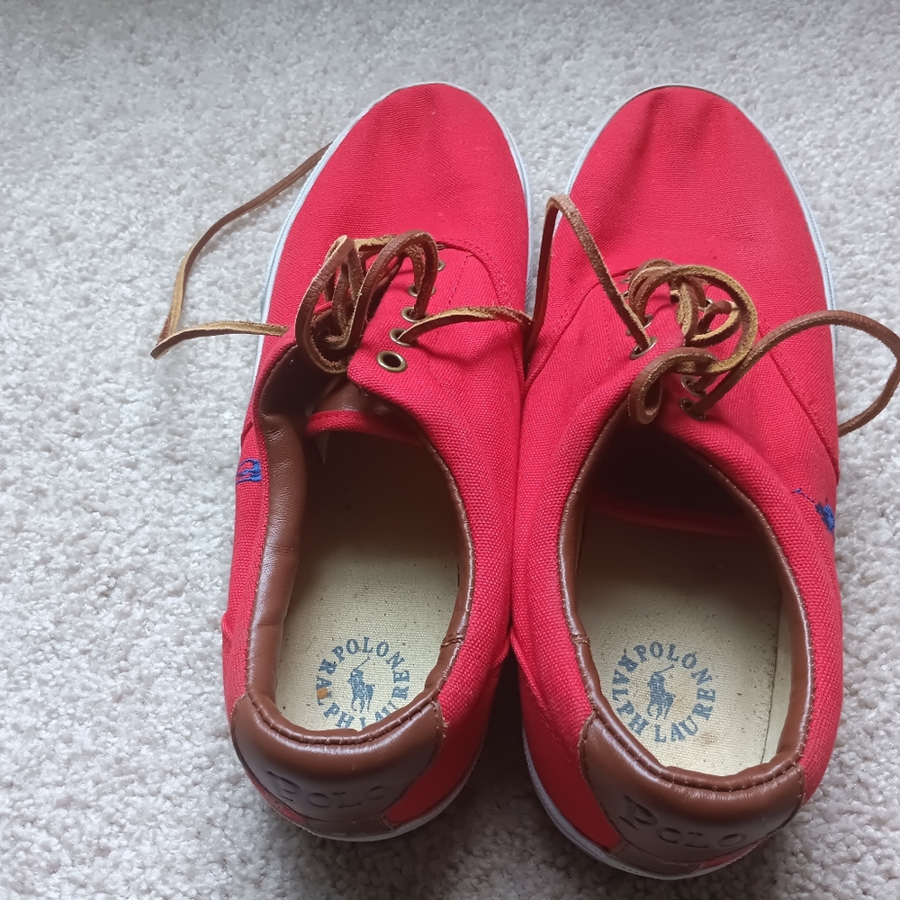 Shoes - Picture 4 of 5